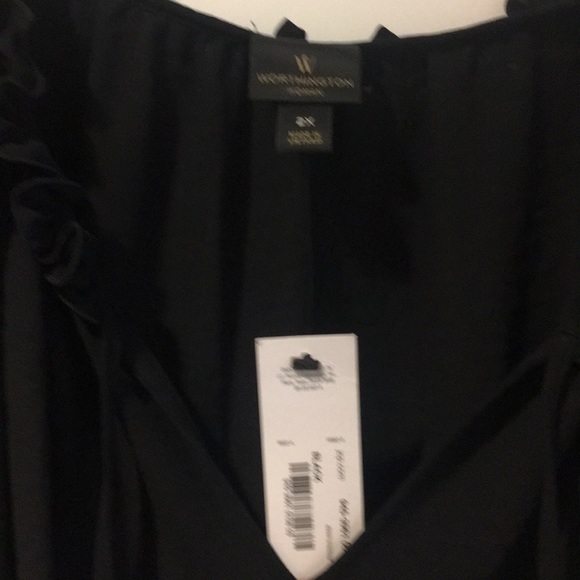 Worth ing ton black top - Picture 2 of 3